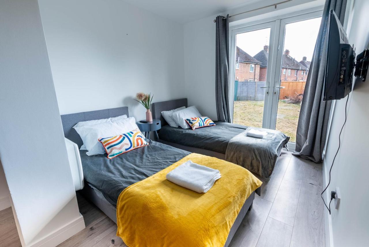 Flat 03 Studio Flat Near Aylesbury Station Free Parking Exterior photo